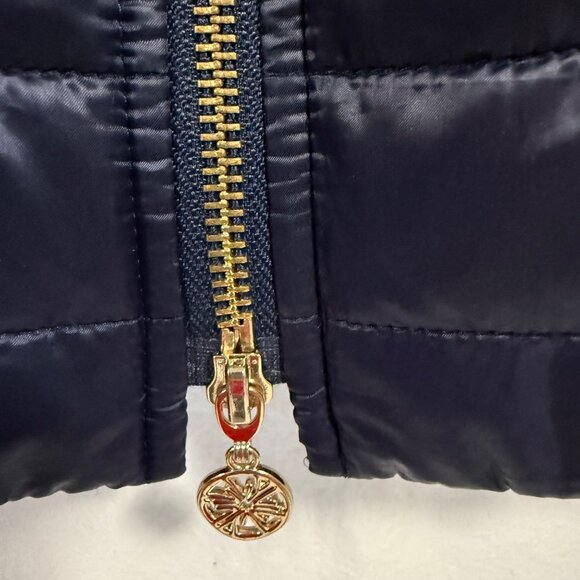 Lilly Pulitzer Elyn Puffer Vest With a Twist Navy Blue Size M - Picture 3 of 10